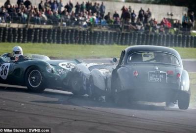 Un’Aston da 40 milioni di euro schiantata durante una gara