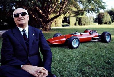 Modena ricorda il suo figlio prediletto, Enzo Ferrari, a 30 anni dalla scomparsa