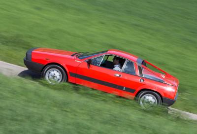 Velluto rosso, cuore e spigoli: Beta Montecarlo, la brillante Lancia “made in Pininfarina”
