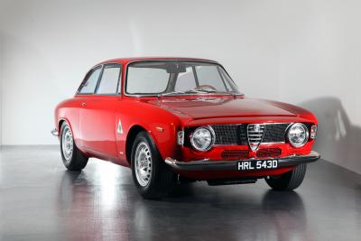 Una Giulia GTA (del 1965) per Alfamaniaci (ricchi): costa 360mila euro!