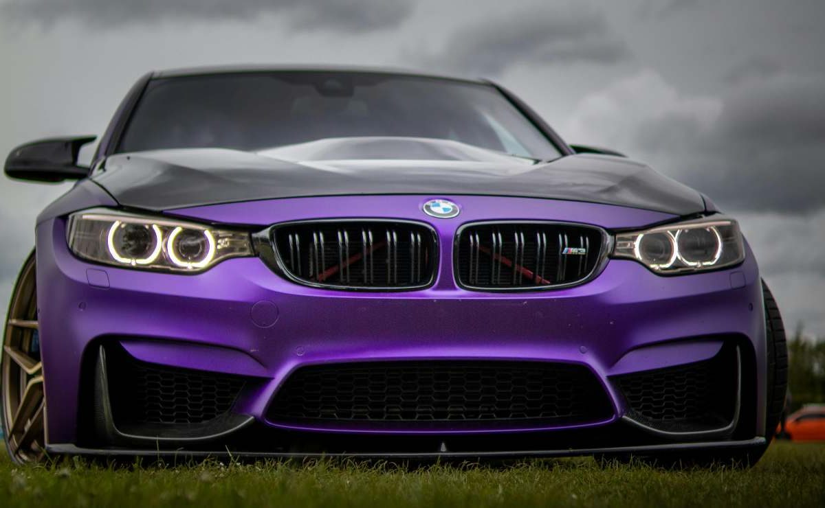 Multa per le auto “troppo alla moda” | Quando cerchi maxi, scarico sportivo o tuning diventano sanzioni