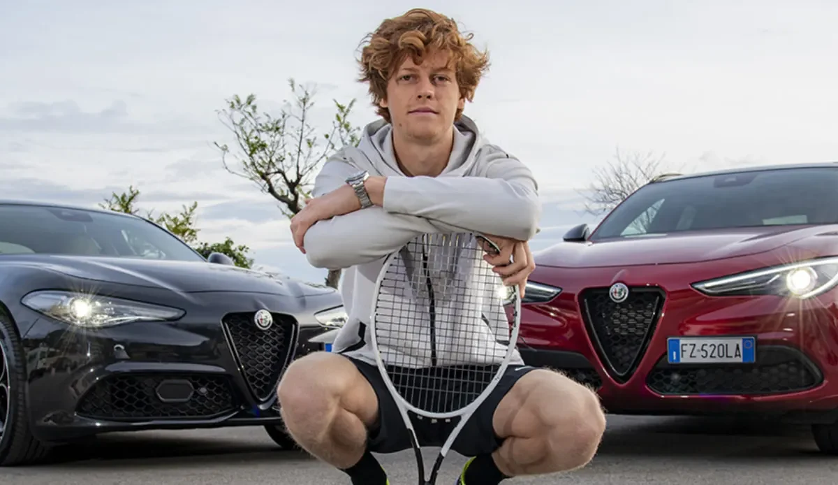 “Patente sospesa per un anno” | Stava facendo il pazzo sul suo bolide: punizione esemplare per il rivale di Sinner