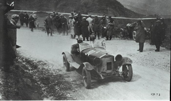 La Mille Miglia 2018 passerÃ  dal Museo Alfa Romeo di Arese