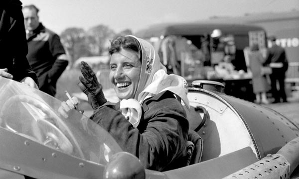 Senza paura: la de Filippis racconta Maserati