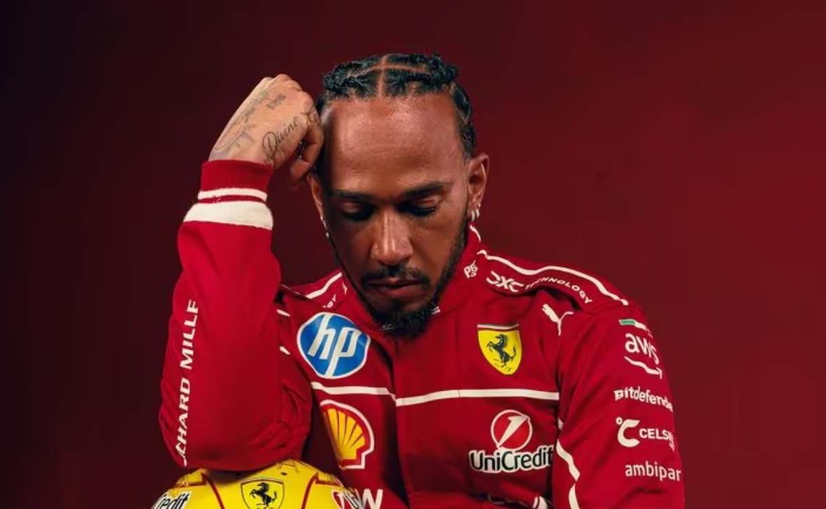 “Non mi mancherete, addio” | Colpo di scena Hamilton: salutata la Ferrari più scarsa della storia (sperando nella nuova monoposto)