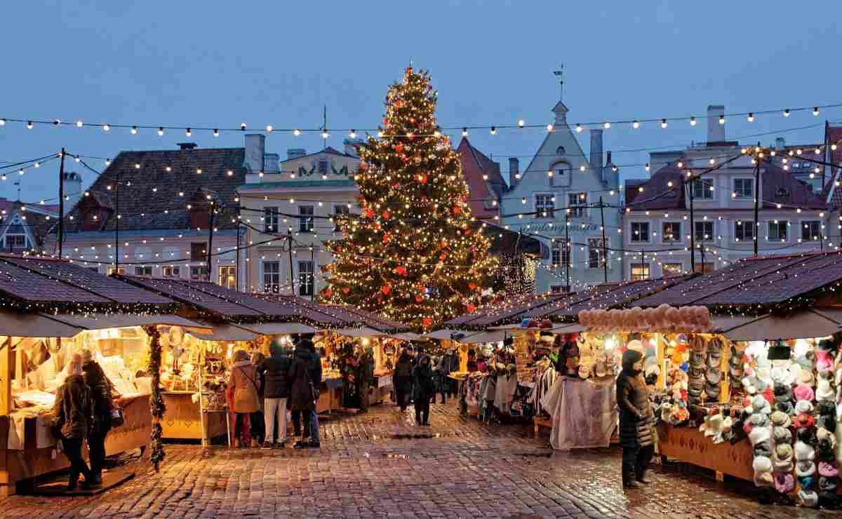 Ufficiale: anche in Italia avremo un “Orient Express” | Un treno che ti porterà nei mercatini natalizi più iconici