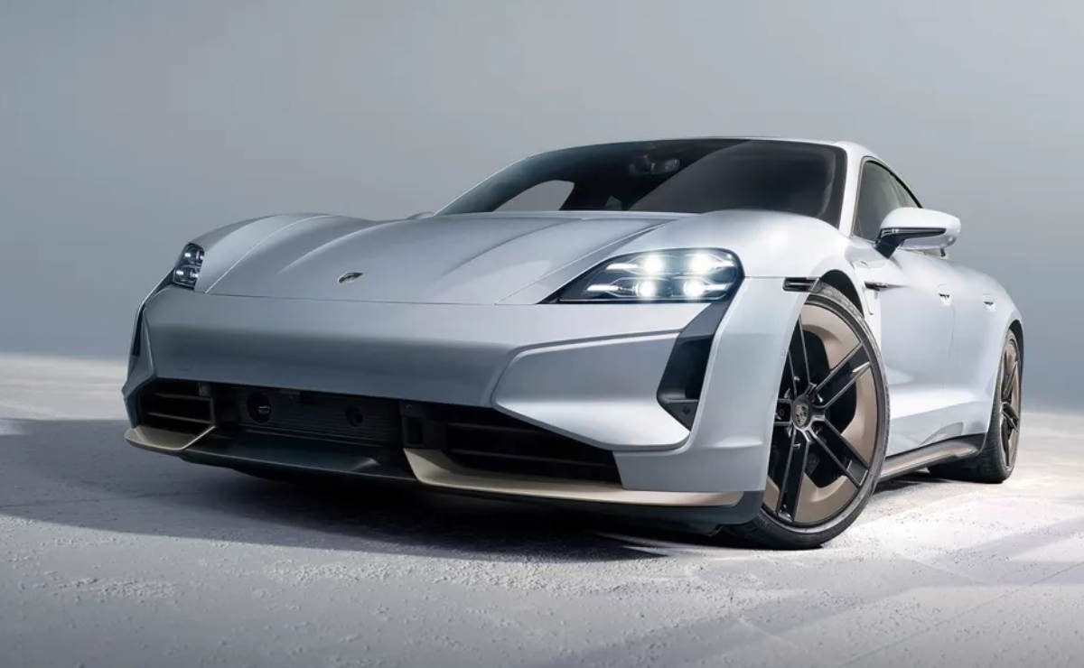 Ufficiale: Porsche introdurrà il “cambio finto” sulla nuova Taycan | L’ennesima vittima di un mondo fatto di apparenze